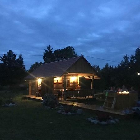 Maenniste Holiday Home Hiievalja Εξωτερικό φωτογραφία