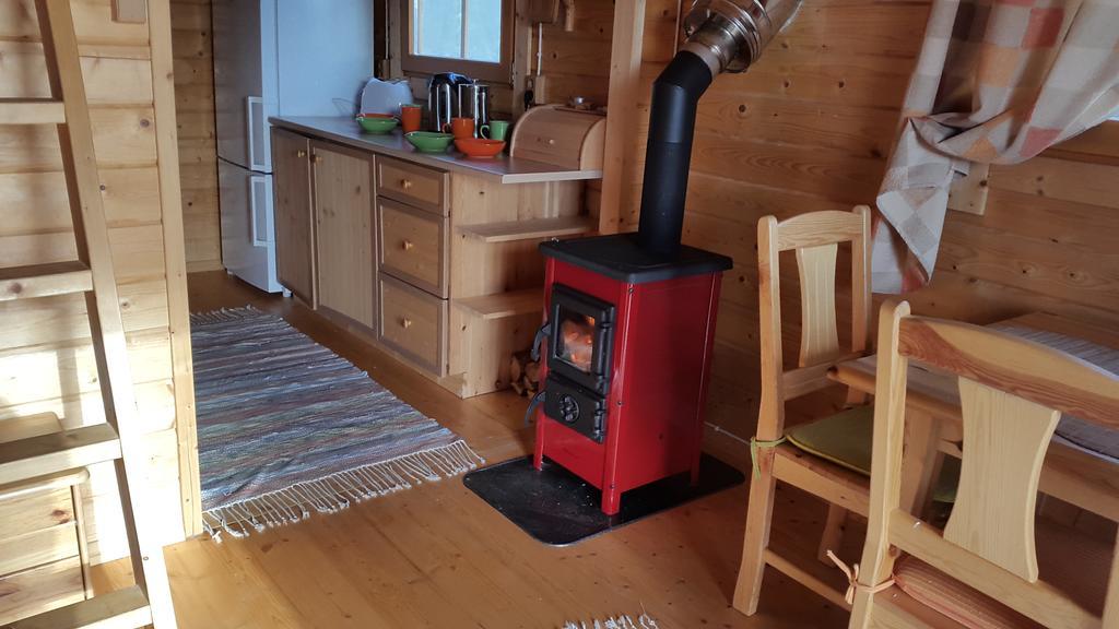 Maenniste Holiday Home Hiievalja Εξωτερικό φωτογραφία